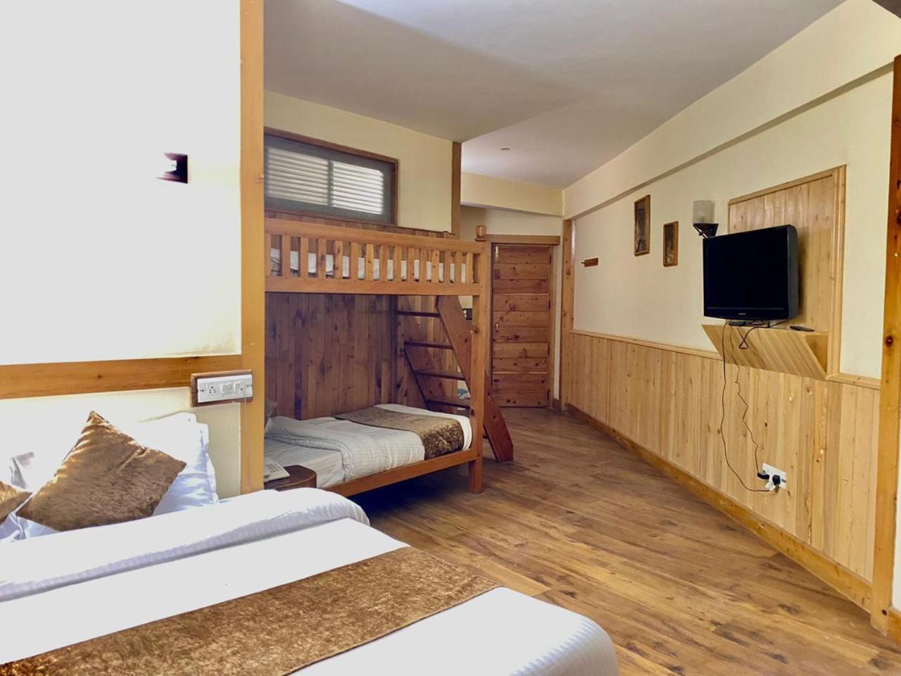The Vashisht, Manali - A Four Star Luxury Hotel Zewnętrze zdjęcie