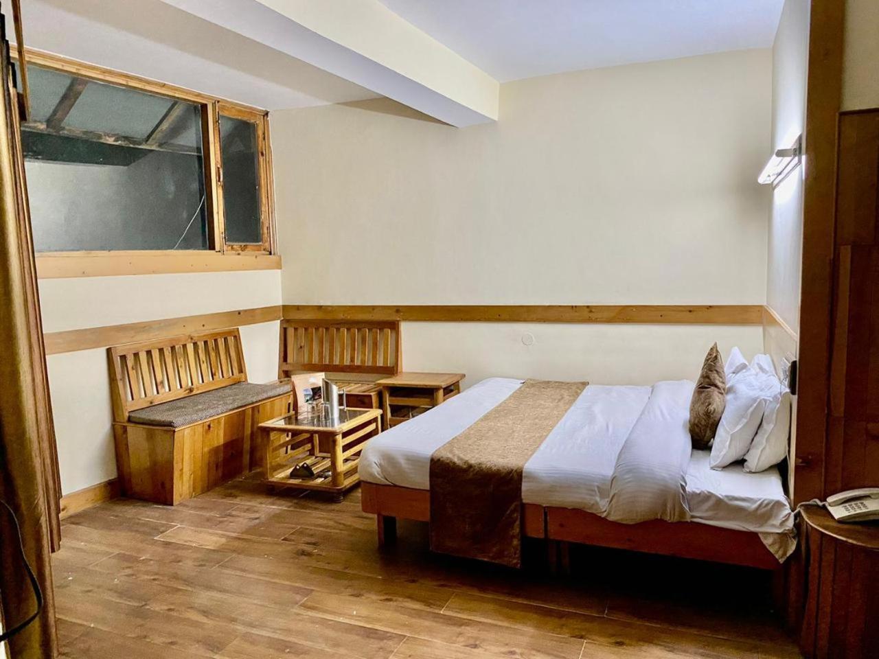 The Vashisht, Manali - A Four Star Luxury Hotel Zewnętrze zdjęcie